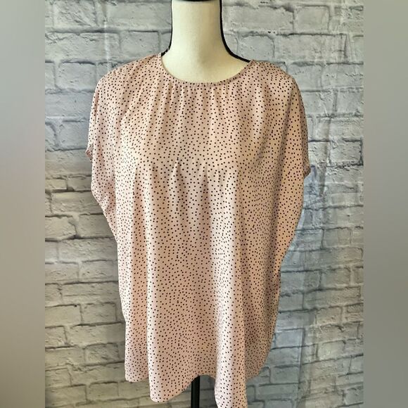 Halogen - Plus Size Lt Pink w/black dots cap sleeve blouse - Picture 1 of 5